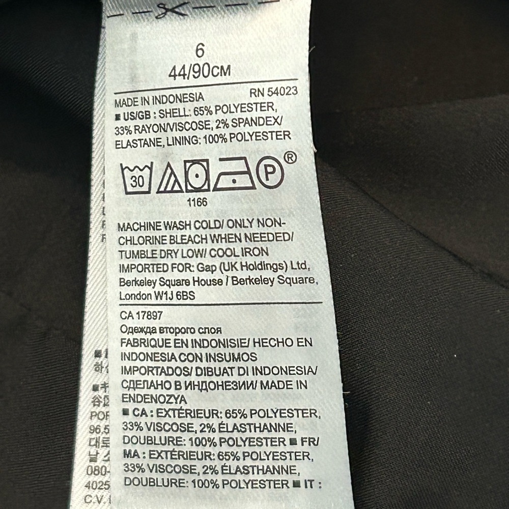 Banana Republic Scallop Pockets And Scallop Hem Skirt View 6